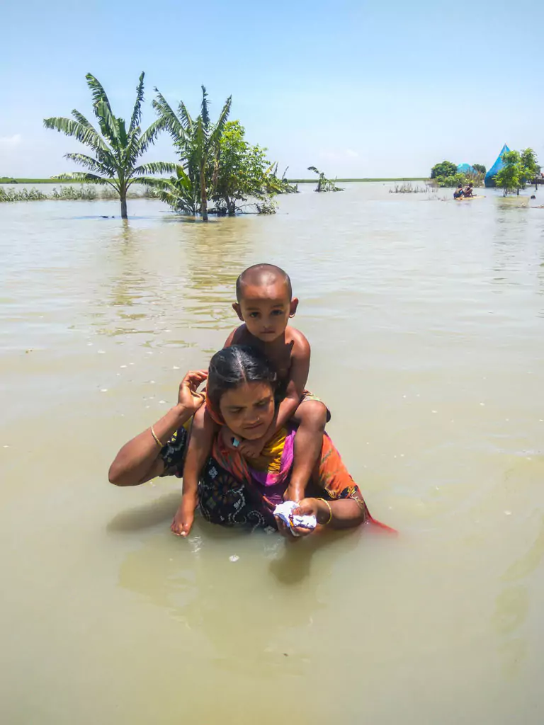 Campaign to provide food to the poor